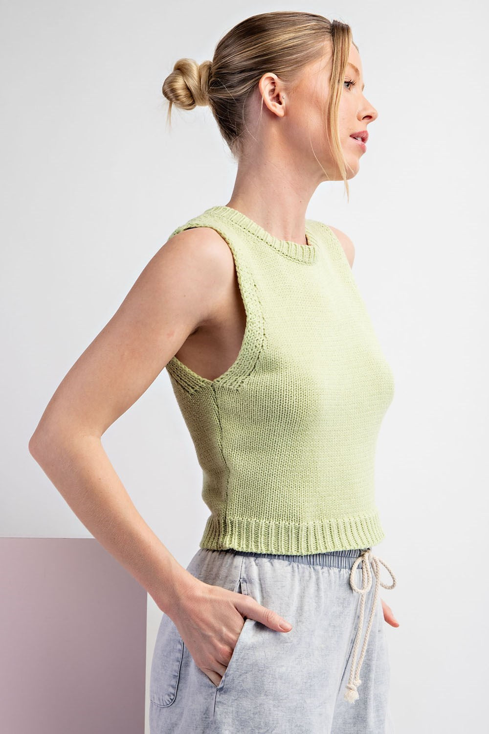 Bhodi Cropped Knit Sweater Tank