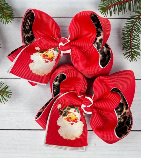Santa/Cheetah Piggie Bows